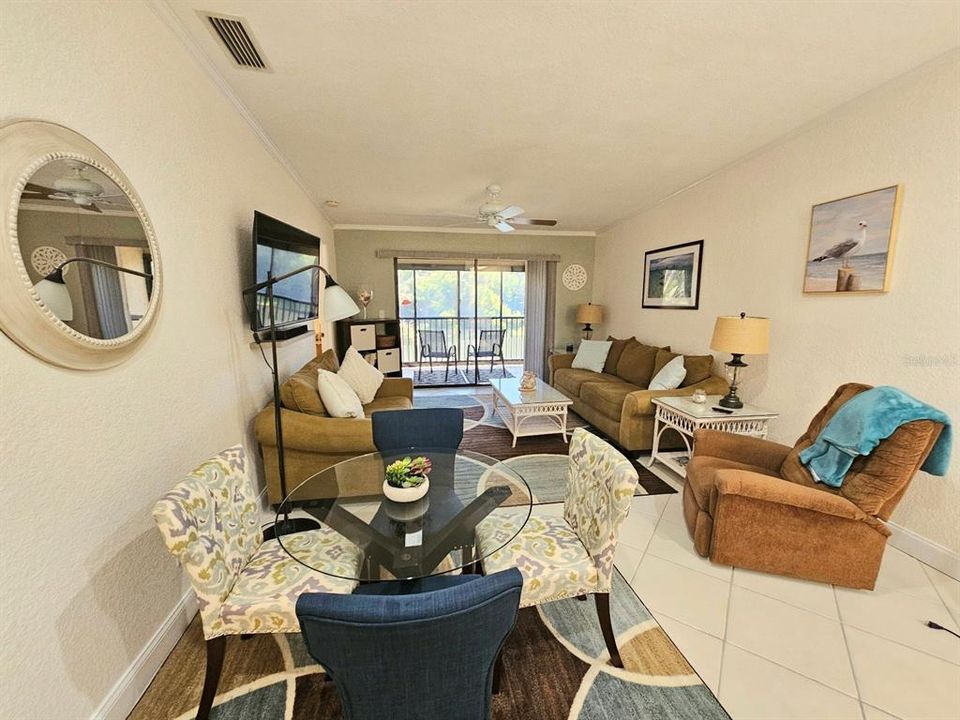 Active With Contract: $152,500 (2 beds, 2 baths, 1040 Square Feet)