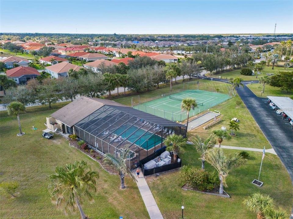 Active With Contract: $152,500 (2 beds, 2 baths, 1040 Square Feet)