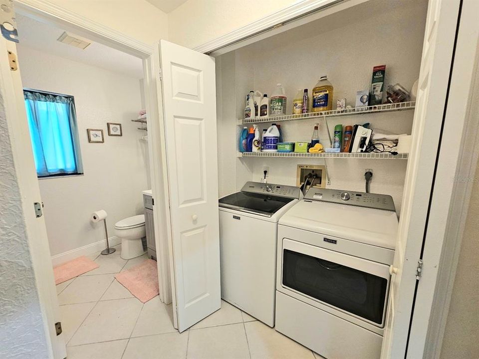 Active With Contract: $152,500 (2 beds, 2 baths, 1040 Square Feet)