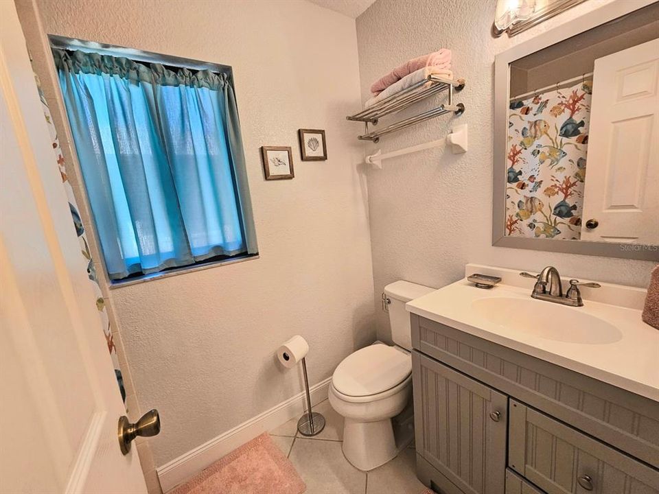 Active With Contract: $152,500 (2 beds, 2 baths, 1040 Square Feet)