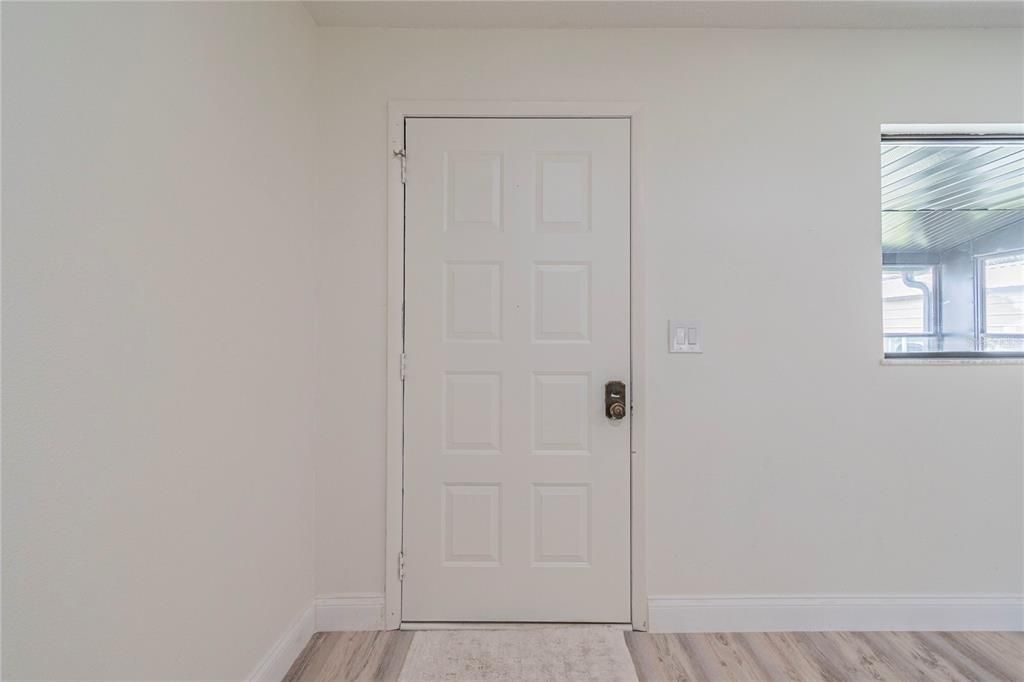 For Sale: $474,900 (3 beds, 2 baths, 1020 Square Feet)