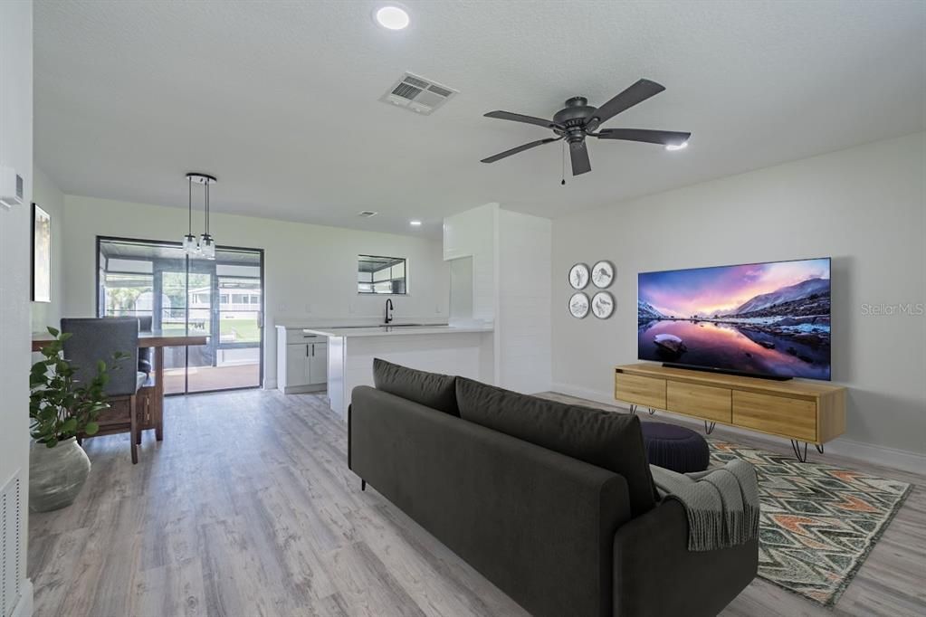 For Sale: $474,900 (3 beds, 2 baths, 1020 Square Feet)