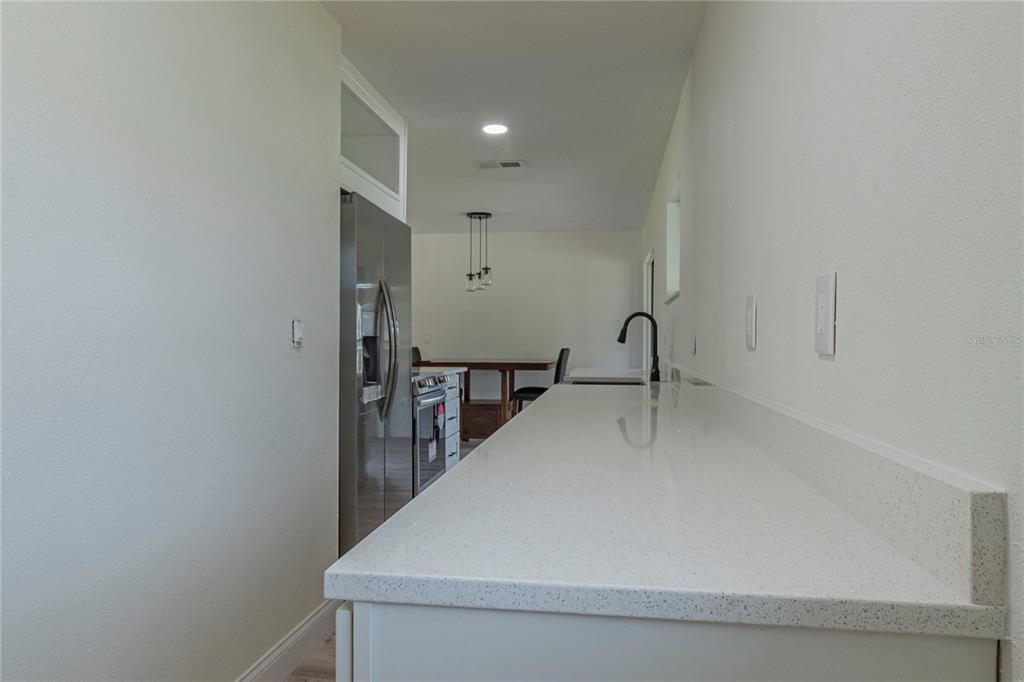 For Sale: $474,900 (3 beds, 2 baths, 1020 Square Feet)