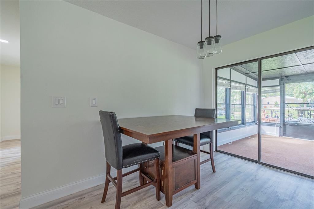 For Sale: $474,900 (3 beds, 2 baths, 1020 Square Feet)