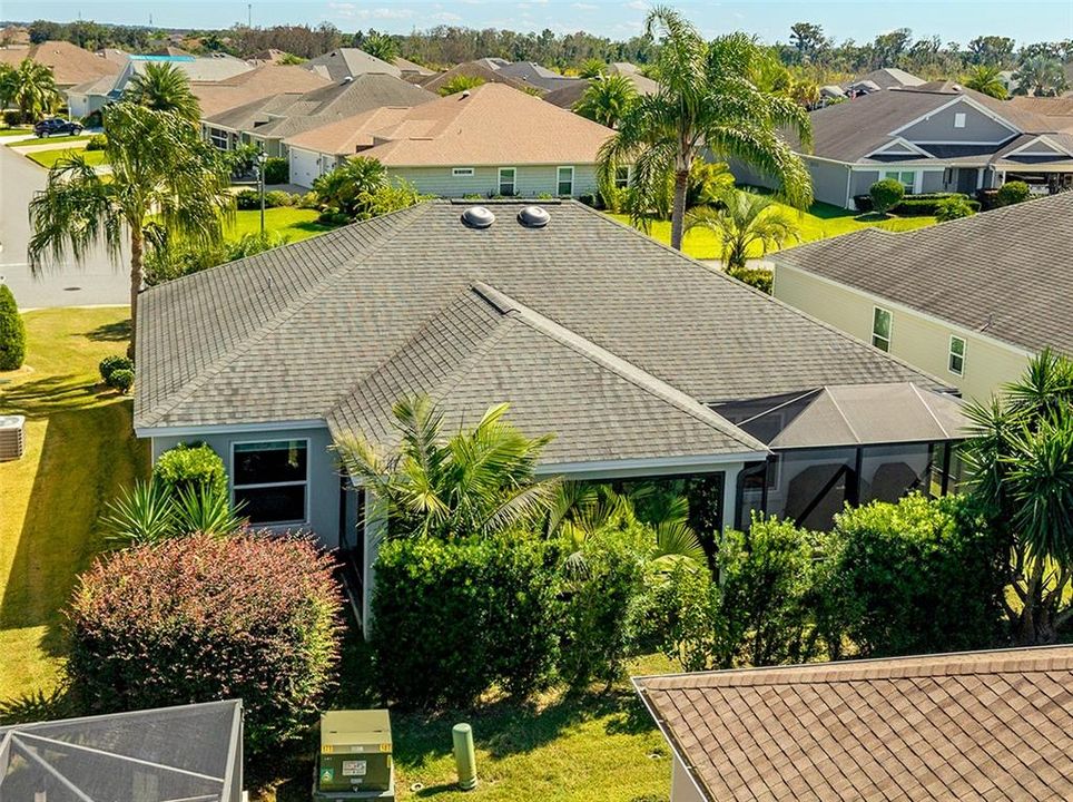 Active With Contract: $388,000 (3 beds, 2 baths, 1589 Square Feet)