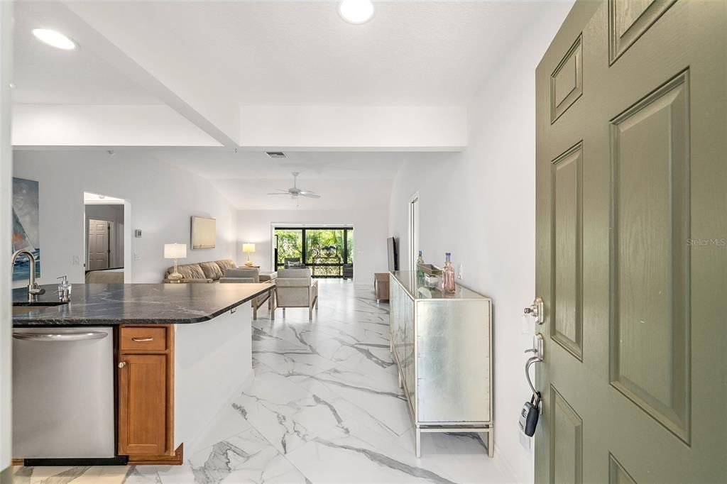 Active With Contract: $388,000 (3 beds, 2 baths, 1589 Square Feet)