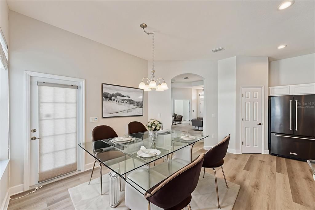 待售: $510,000 (5 贝兹, 3 浴室, 3114 平方英尺)