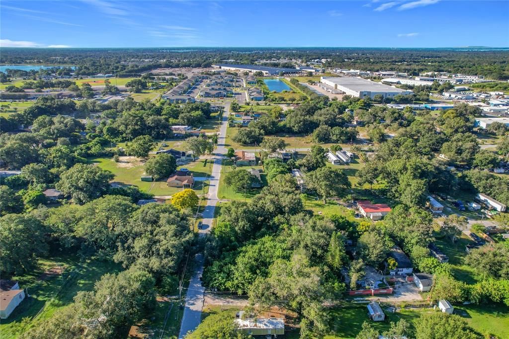 待售: $220,000 (0.68 acres)