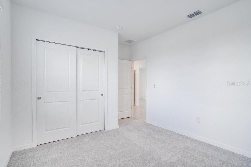 Activo con contrato: $285,000 (3 camas, 2 baños, 1500 Pies cuadrados)