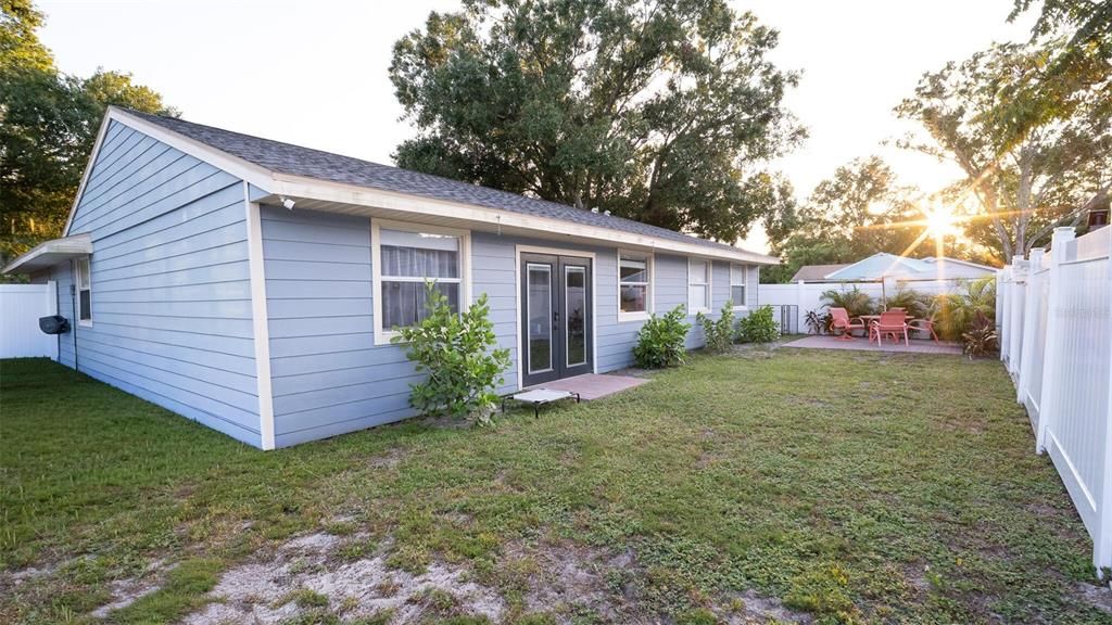 合同活跃: $330,000 (3 贝兹, 2 浴室, 1534 平方英尺)