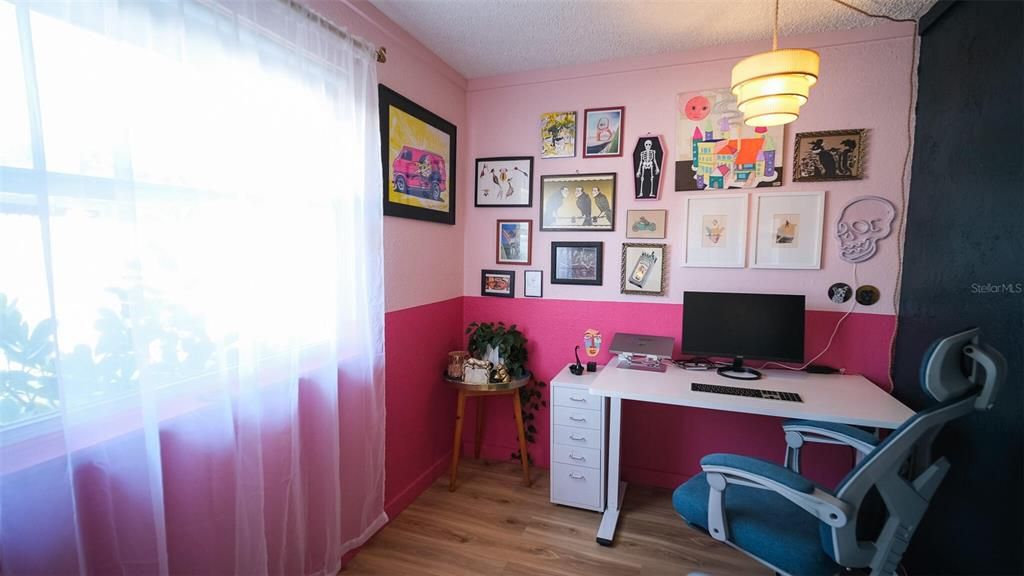 合同活跃: $330,000 (3 贝兹, 2 浴室, 1534 平方英尺)