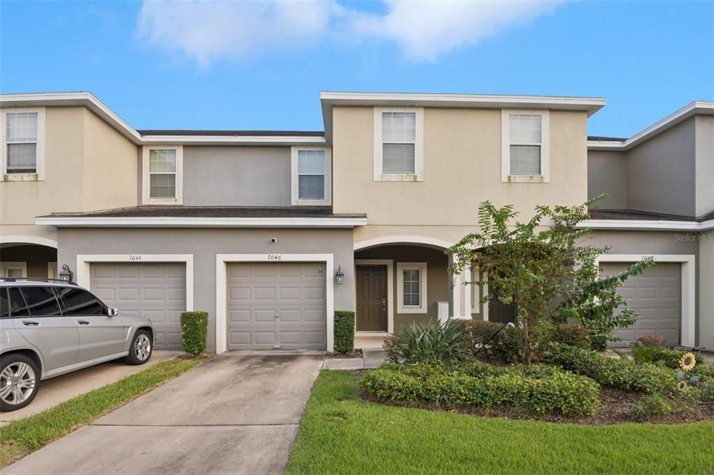 For Sale: $259,999 (3 beds, 2 baths, 1400 Square Feet)