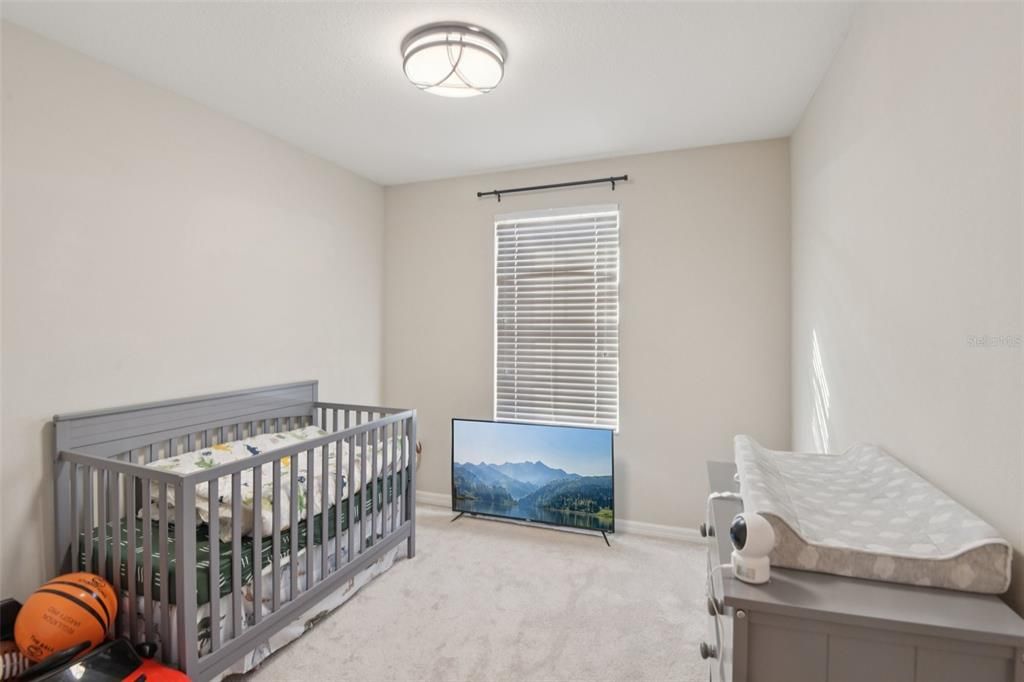 For Sale: $259,999 (3 beds, 2 baths, 1400 Square Feet)