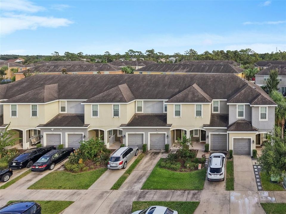 For Sale: $259,999 (3 beds, 2 baths, 1400 Square Feet)