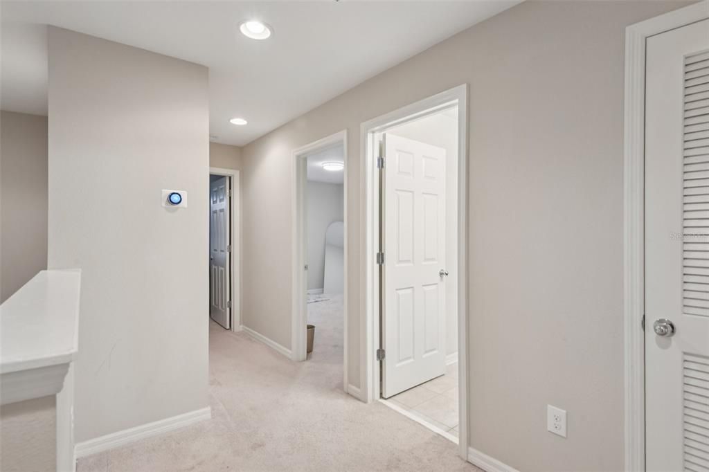 For Sale: $259,999 (3 beds, 2 baths, 1400 Square Feet)