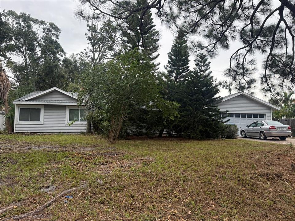 Recently Sold: $599,000 (4 beds, 3 baths, 2618 Square Feet)