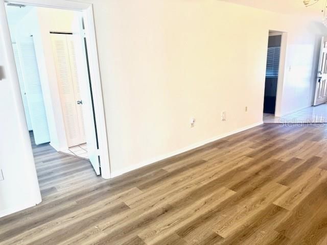 Activo con contrato: $1,650 (2 camas, 2 baños, 963 Pies cuadrados)