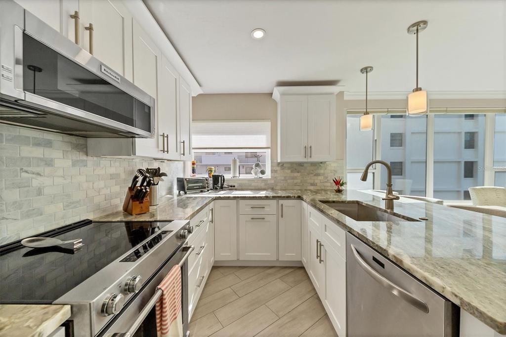 For Rent: $4,500 (3 beds, 2 baths, 1514 Square Feet)