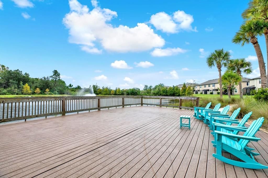 Active With Contract: $307,000 (3 beds, 2 baths, 1637 Square Feet)