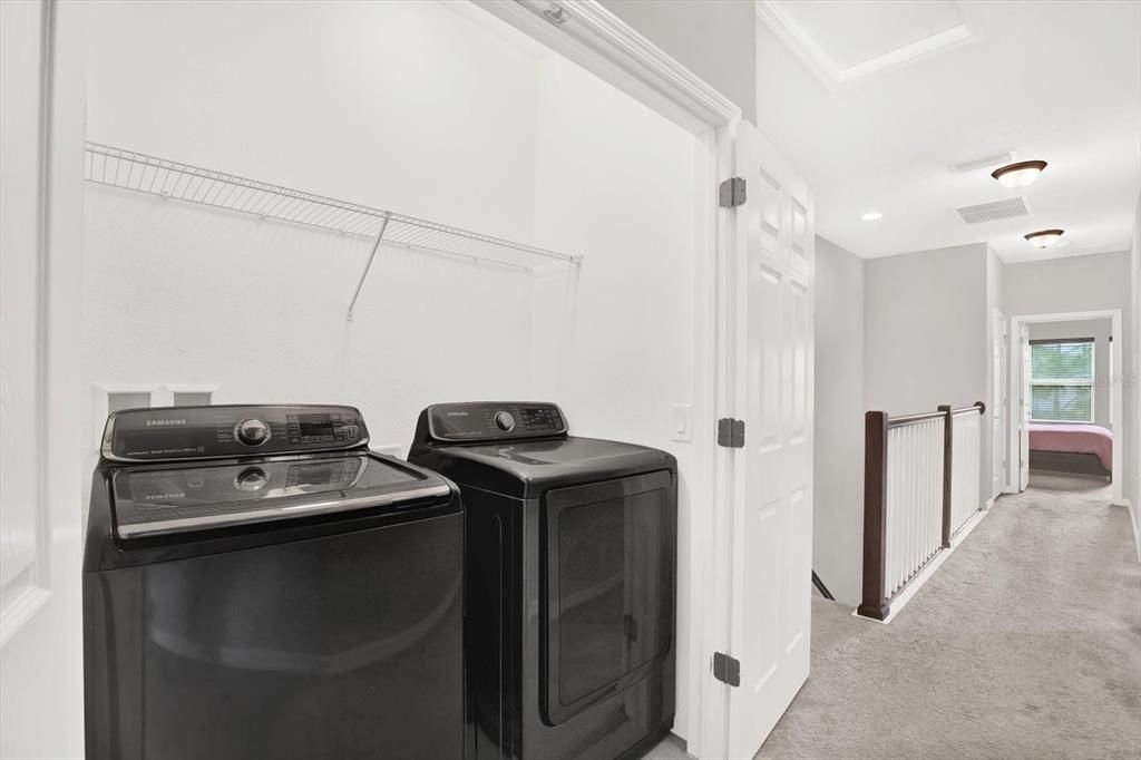 Active With Contract: $307,000 (3 beds, 2 baths, 1637 Square Feet)