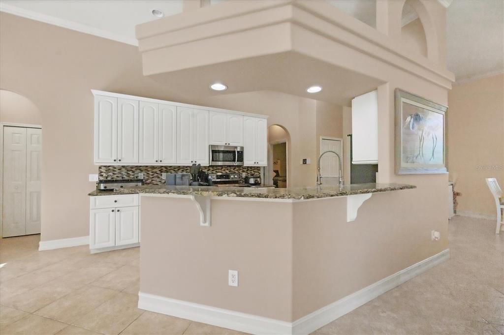 待售: $560,000 (4 贝兹, 3 浴室, 2536 平方英尺)