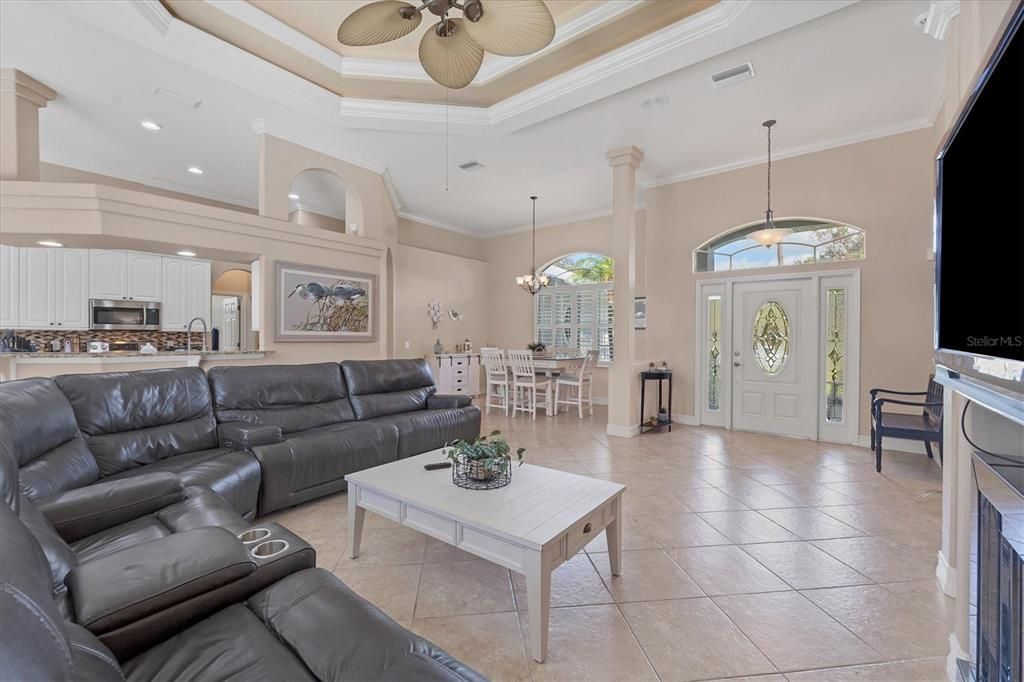 待售: $560,000 (4 贝兹, 3 浴室, 2536 平方英尺)