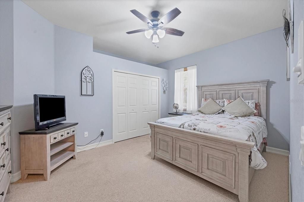 待售: $560,000 (4 贝兹, 3 浴室, 2536 平方英尺)