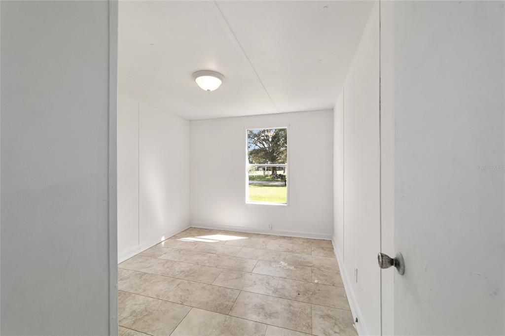 For Sale: $100,000 (3 beds, 2 baths, 1104 Square Feet)