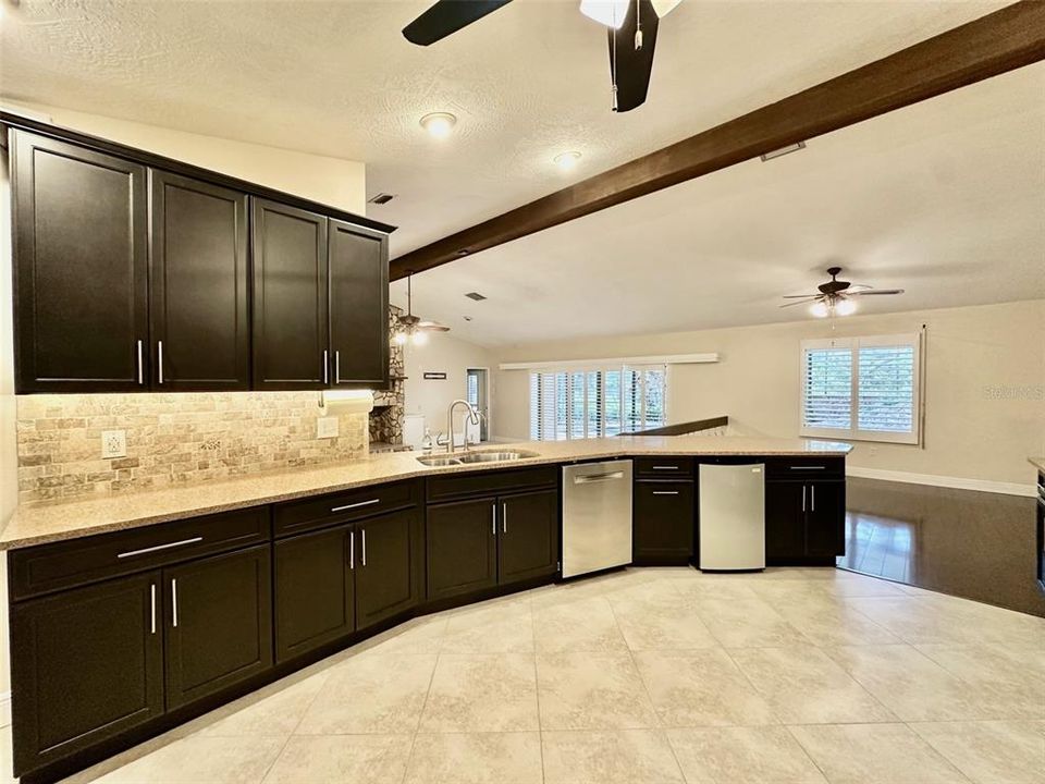 For Rent: $4,200 (4 beds, 2 baths, 2324 Square Feet)