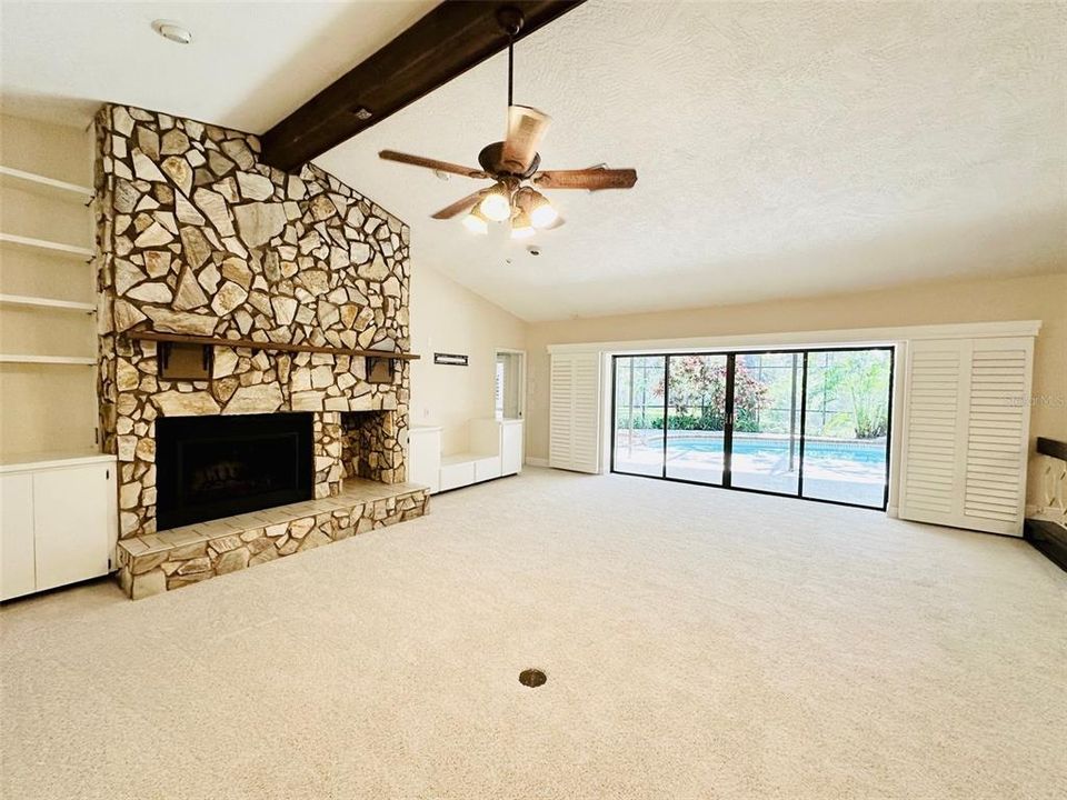 For Rent: $4,200 (4 beds, 2 baths, 2324 Square Feet)