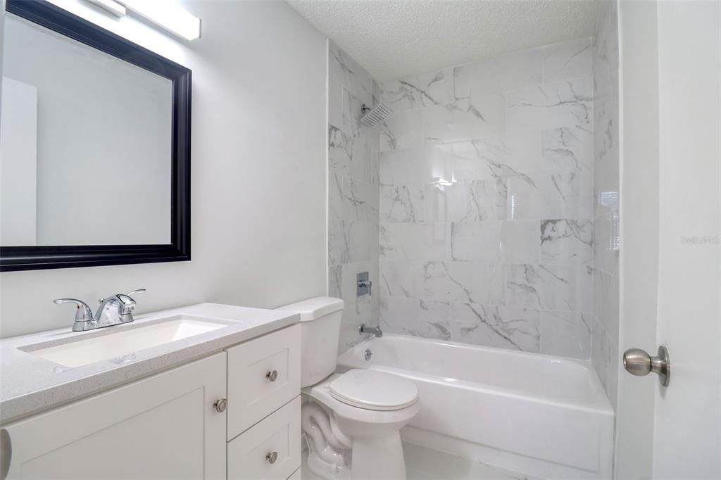 Active With Contract: $1,744 (2 beds, 2 baths, 1005 Square Feet)