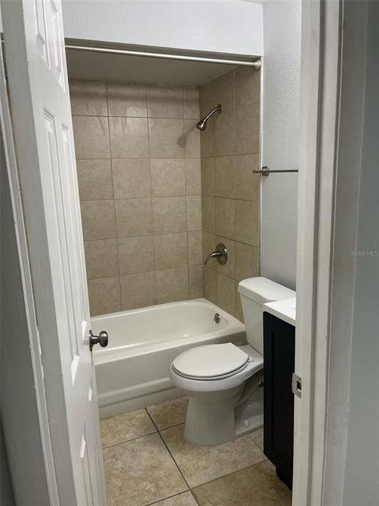 На продажу: $239,000 (3 спален, 2 ванн, 995 Квадратных фут)