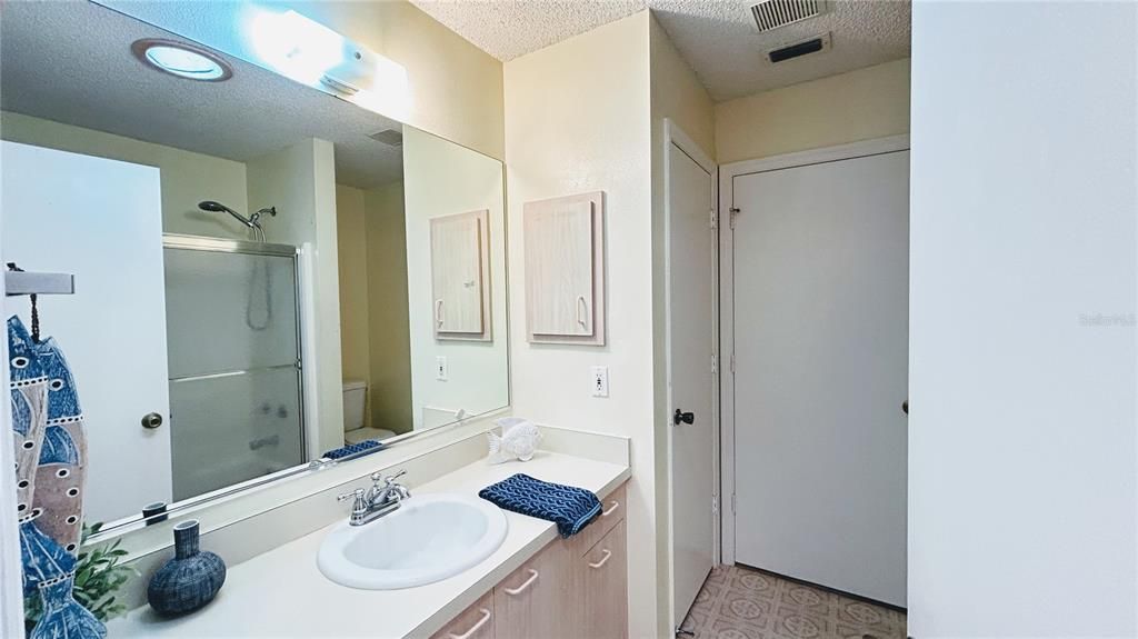 En Venta: $209,000 (1 camas, 1 baños, 920 Pies cuadrados)