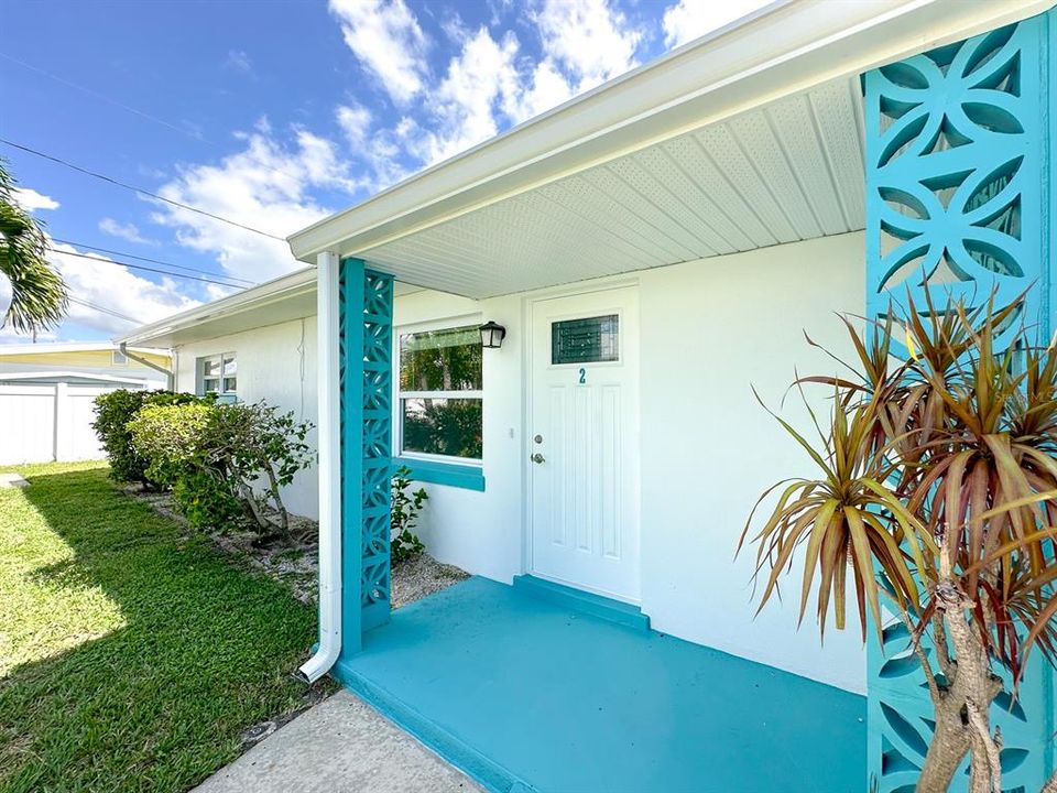 待售: $875,000 (4 贝兹, 0 浴室, 2204 平方英尺)