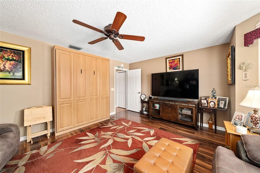 For Sale: $685,500 (3 beds, 2 baths, 2312 Square Feet)