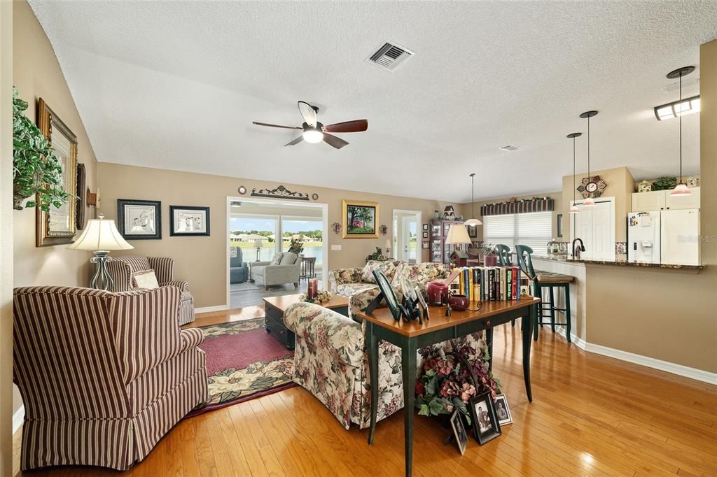 For Sale: $685,500 (3 beds, 2 baths, 2312 Square Feet)