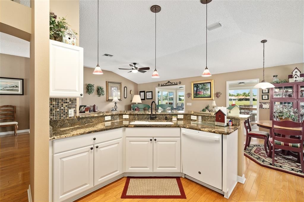 For Sale: $685,500 (3 beds, 2 baths, 2312 Square Feet)