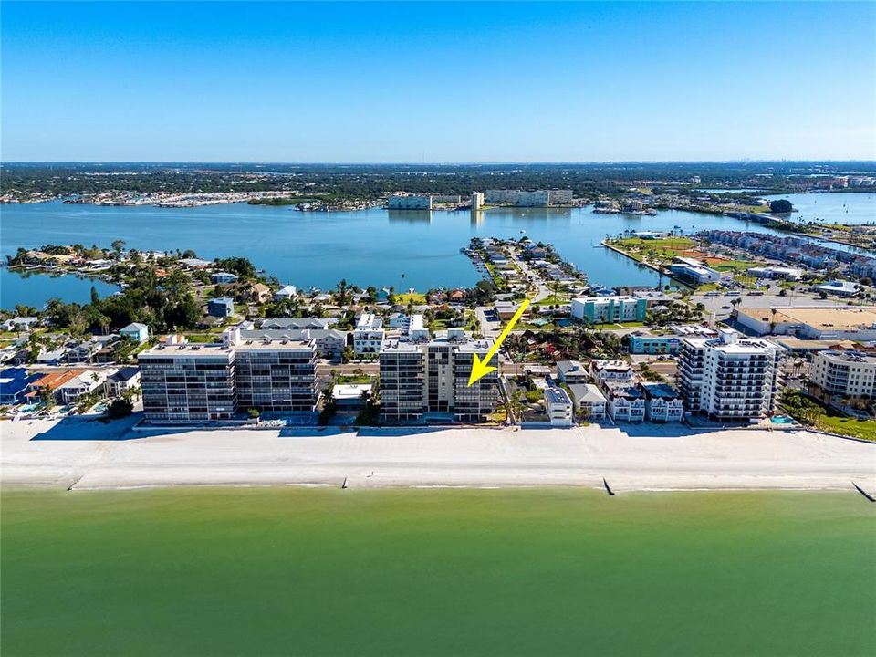 待售: $790,000 (2 贝兹, 2 浴室, 1190 平方英尺)