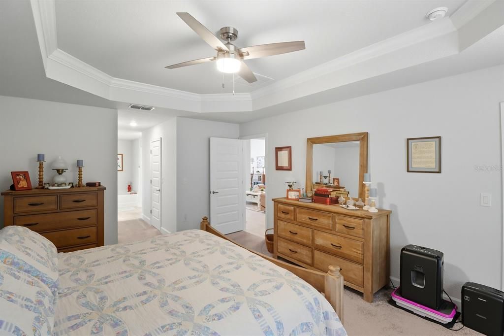 En Venta: $475,000 (4 camas, 3 baños, 2508 Pies cuadrados)