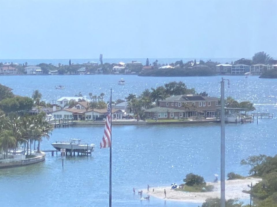 На продажу: $259,900 (1 спален, 2 ванн, 1050 Квадратных фут)