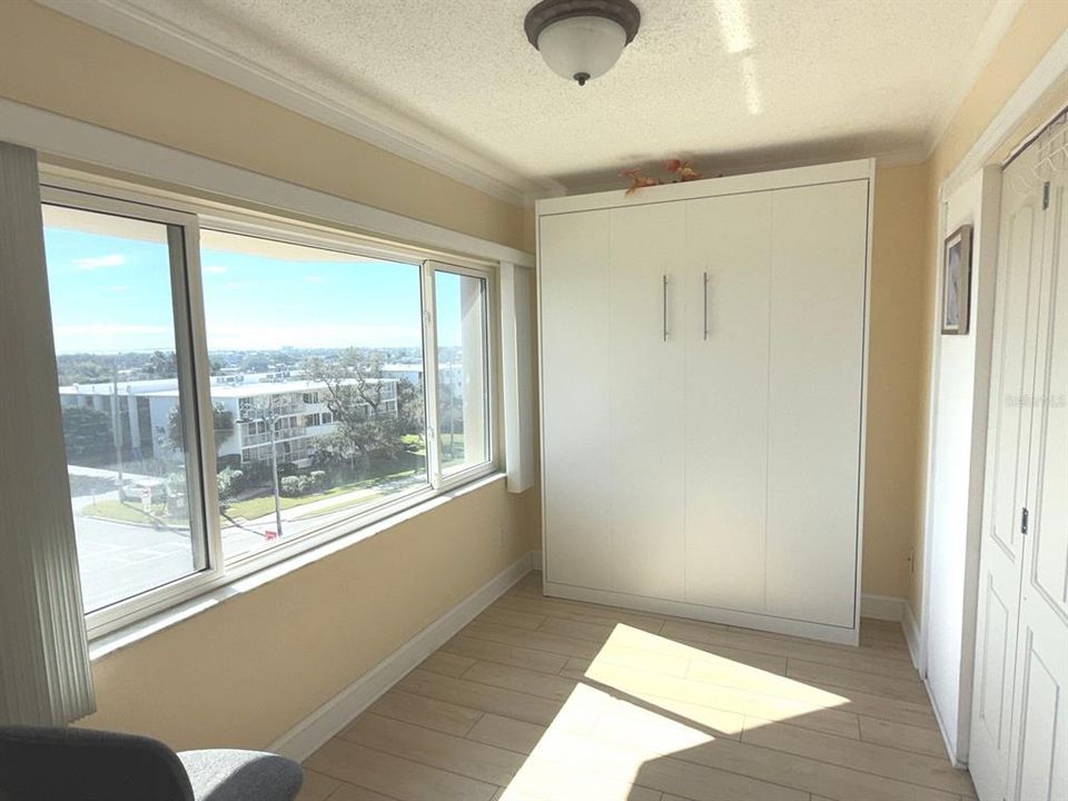 На продажу: $259,900 (1 спален, 2 ванн, 1050 Квадратных фут)