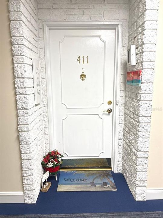 На продажу: $259,900 (1 спален, 2 ванн, 1050 Квадратных фут)