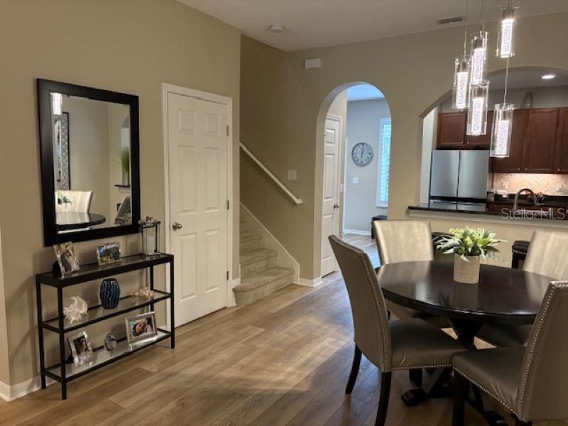 For Sale: $409,000 (3 beds, 2 baths, 1596 Square Feet)