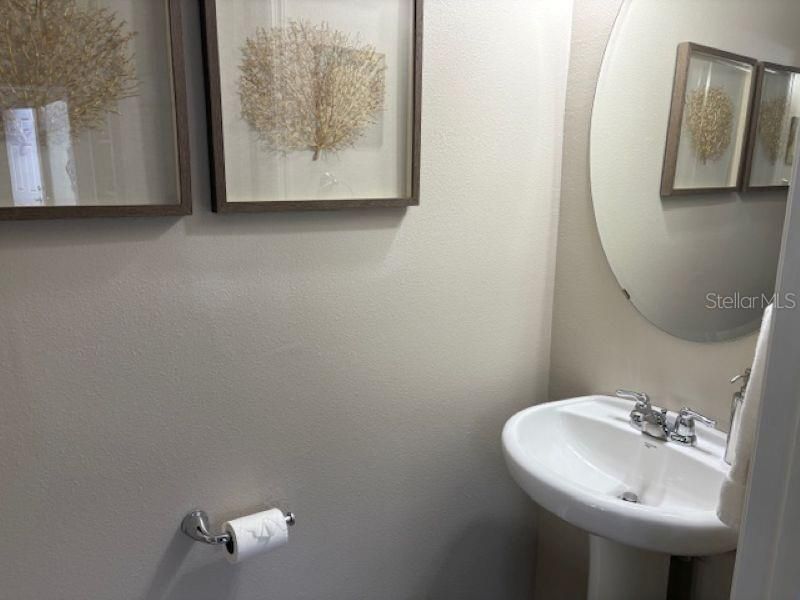 For Sale: $409,000 (3 beds, 2 baths, 1596 Square Feet)