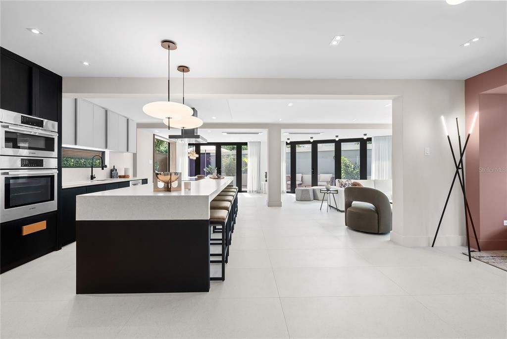 For Sale: $2,695,000 (5 beds, 4 baths, 3600 Square Feet)