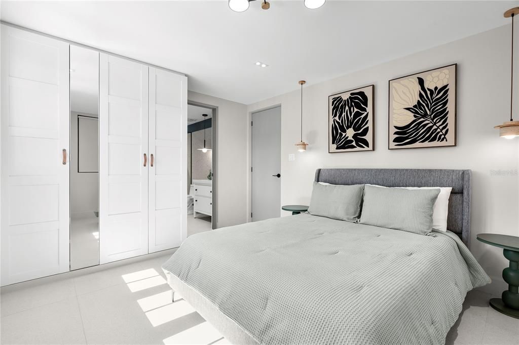 For Sale: $2,695,000 (5 beds, 4 baths, 3600 Square Feet)