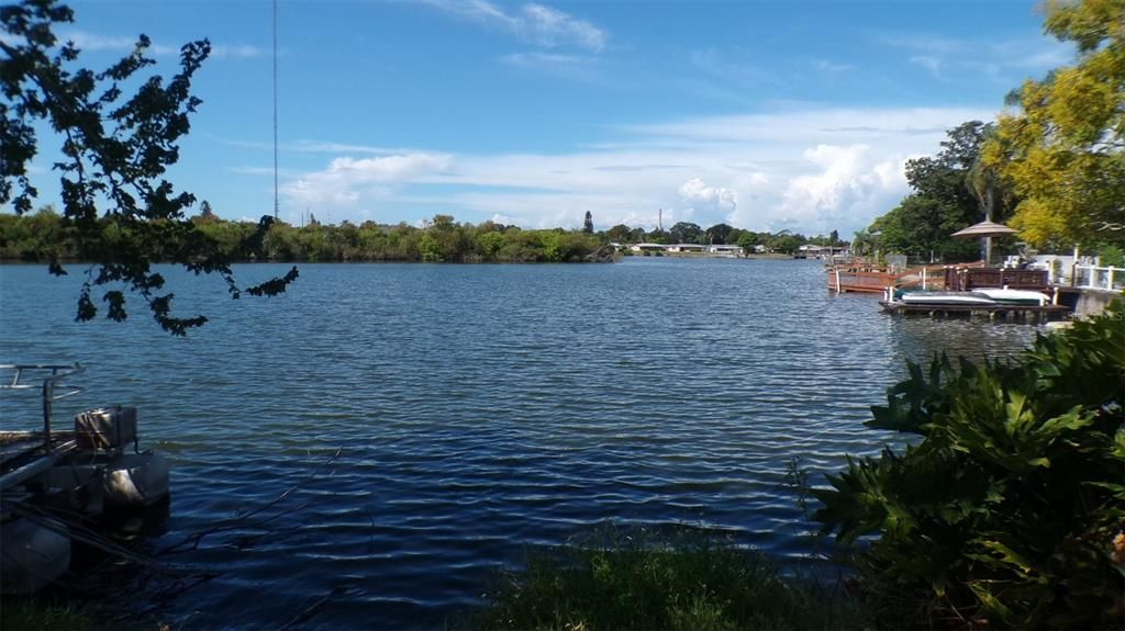 Vendido Recientemente: $142,500 (3 camas, 2 baños, 1444 Pies cuadrados)