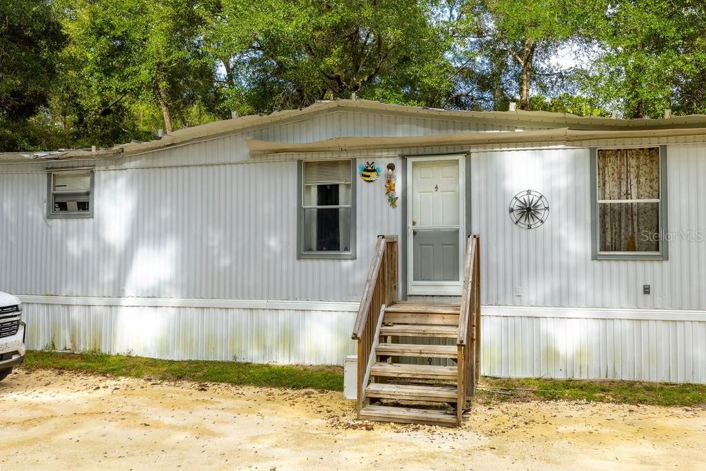 待售: $99,900 (2 贝兹, 1 浴室, 896 平方英尺)