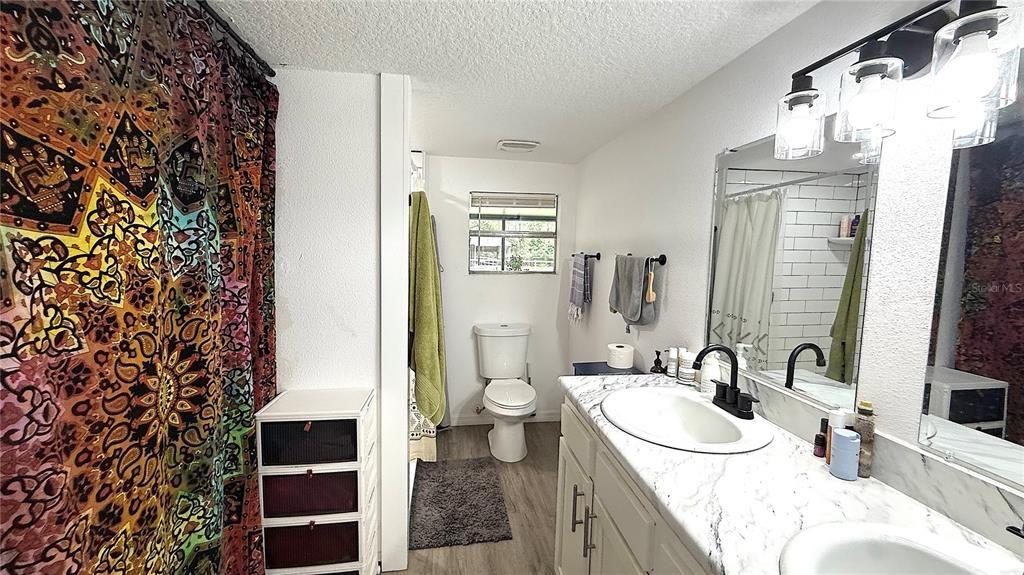 待售: $279,990 (3 贝兹, 2 浴室, 1104 平方英尺)