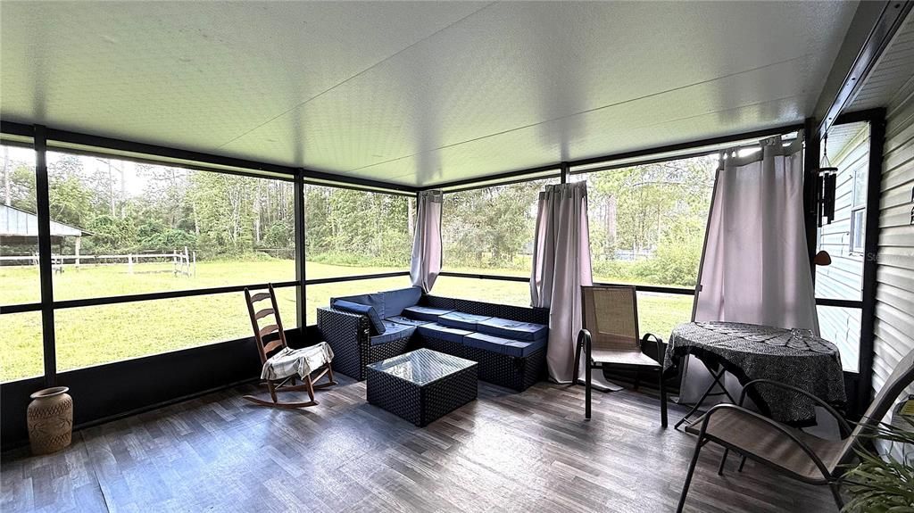 待售: $279,990 (3 贝兹, 2 浴室, 1104 平方英尺)